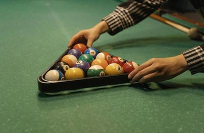 game live dealer F8bet